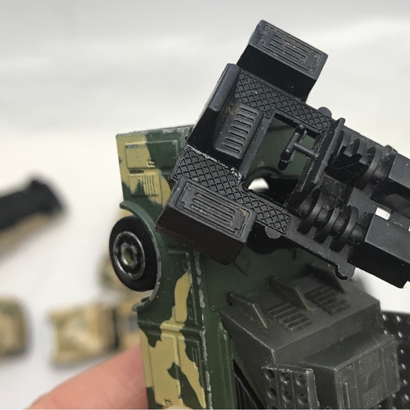 Collection of 10 Majorette Army Cars and Trucks - Picture 6 of 10